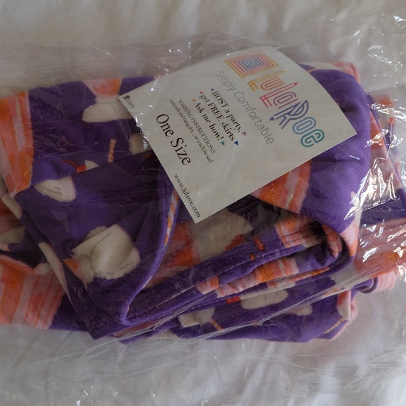 LulaRoe - Picture 7 of 7